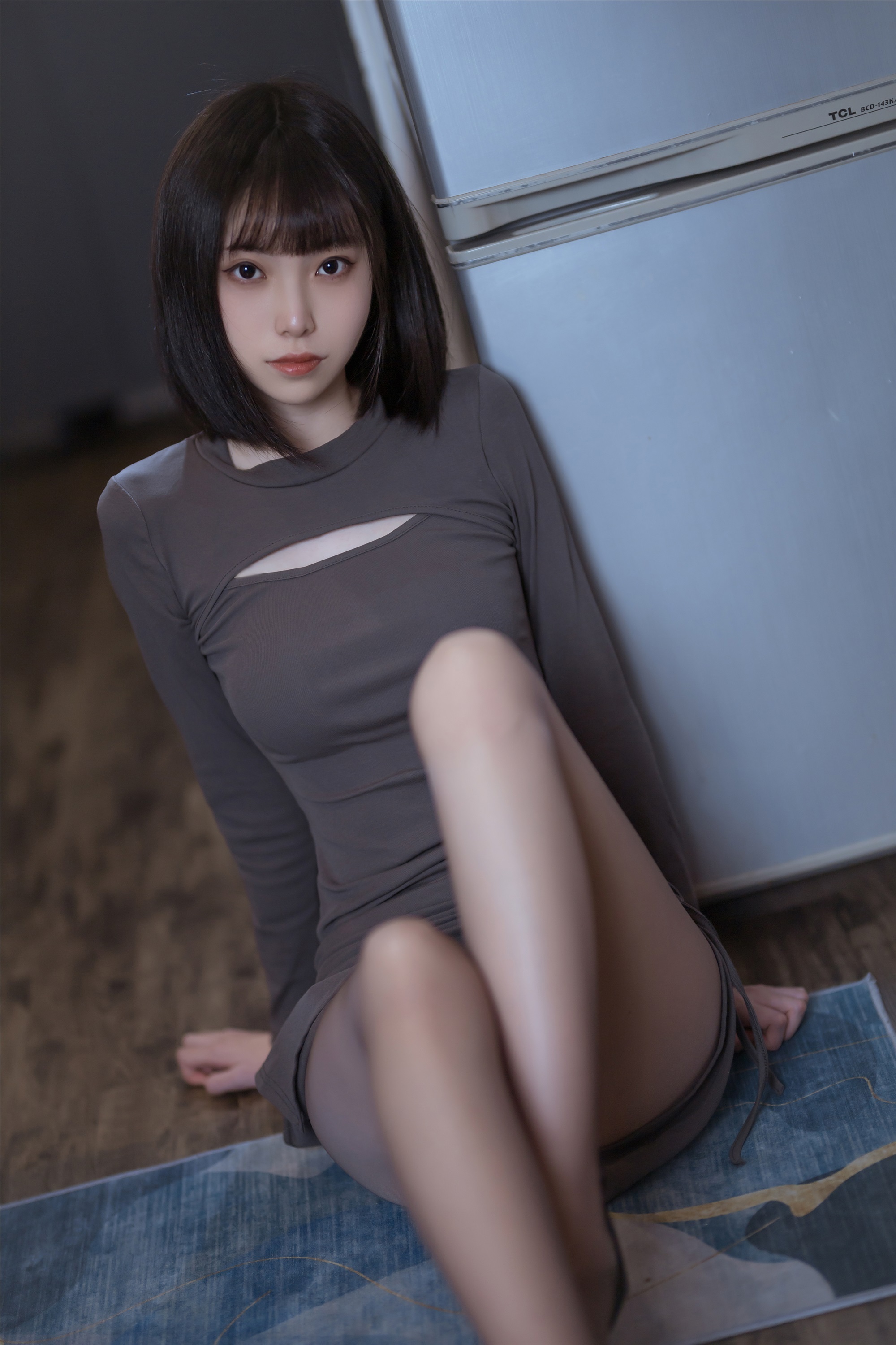 Xu Lan LAN - NO.024 Grey Skirt X Grey Silk Sister